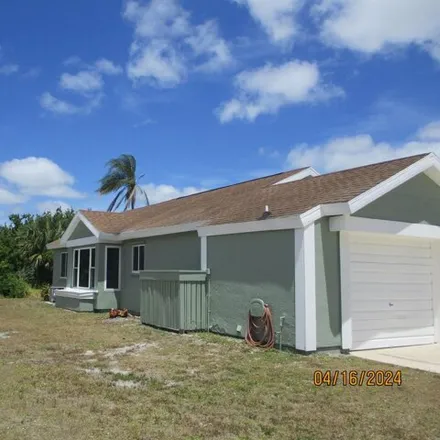 Image 3 - 1630 Southeast Gainswood Court, Port Saint Lucie, FL 34952, USA - House for rent