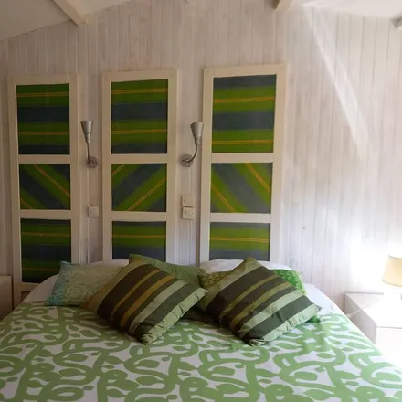Rent this 3 bed house on 11700 Castelnau-d'Aude