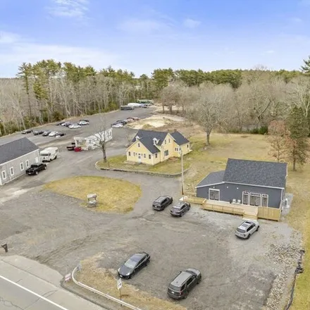 Image 2 - 162 Bedford St, Lakeville, Massachusetts, 02347 - House for sale