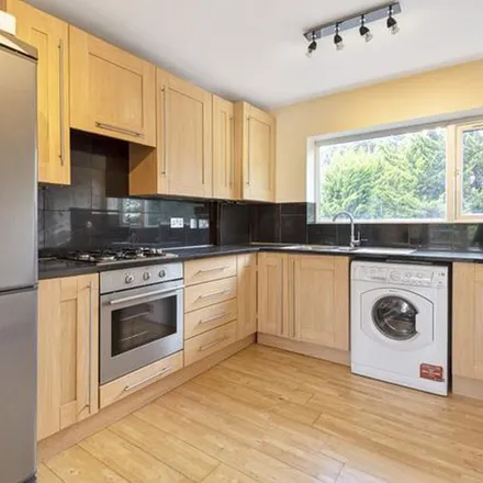Rent this 2 bed apartment on Green Street in Spelthorne, TW16 6RE