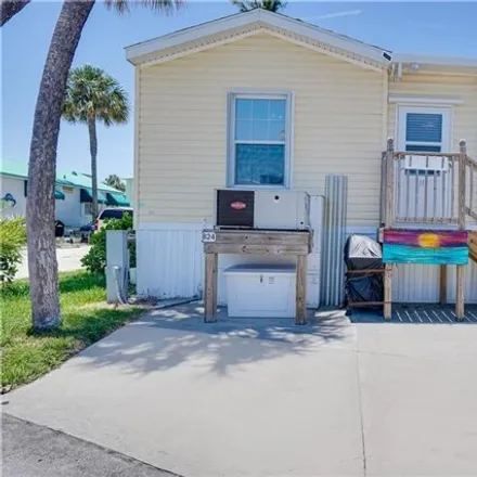 Image 4 - 10701 S Ocean Dr Lot 824, Jensen Beach, Florida, 34957 - Apartment for sale
