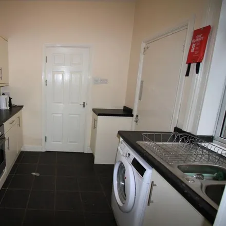 Rent this 4 bed townhouse on 60 Bolingbroke Road in Coventry, CV3 1AS