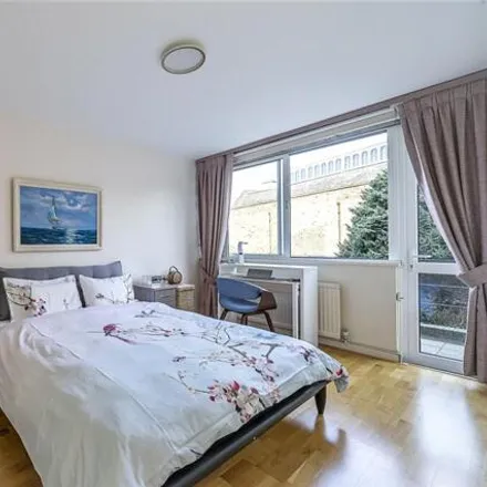 Image 2 - Waterford House, Kensington Park Road, London, W11 2PJ, United Kingdom - Apartment for sale