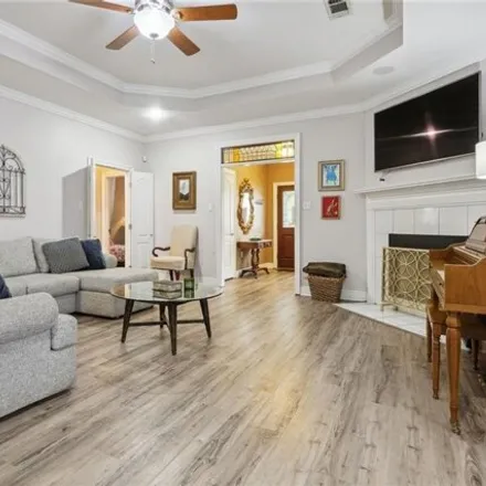 Image 3 - 5714 Vicksburg Street, Lakeview, New Orleans, LA 70124, USA - House for sale