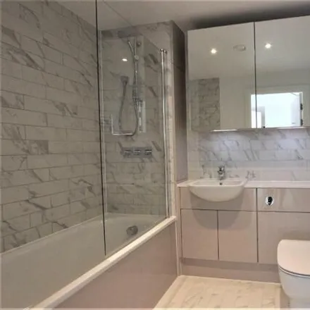 Image 7 - Weymouth Building, Sayer Street, London, SE17 1FY, United Kingdom - Apartment for sale