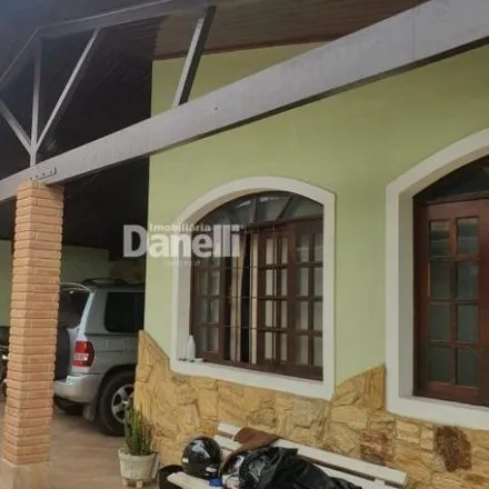 Buy this 4 bed house on Rua dos Antúrios in Monte Belo, Taubaté - SP