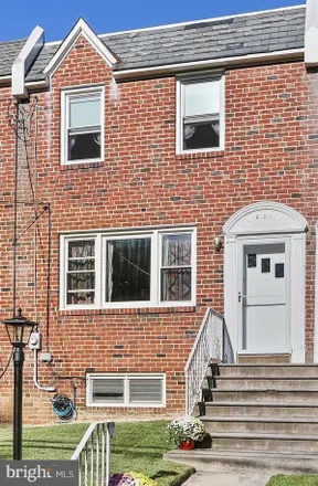 Image 2 - 401 Woodlawn Avenue, Collingswood, NJ 08108, USA - Townhouse for sale