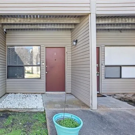 Image 3 - 1928 Dartmouth Street, College Station, TX 77840, USA - Condo for sale