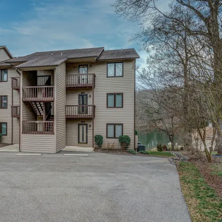 Image 1 - 548 Monte Vista Road, Arrowhead, Franklin County, VA 24176, USA - Townhouse for sale