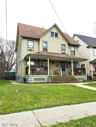 Image 2 - 3118 Wallace Avenue, Cleveland, OH 44109, USA - House for sale