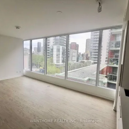 Image 2 - 35 Wood Street, Old Toronto, ON M4Y 1B7, Canada - Apartment for rent