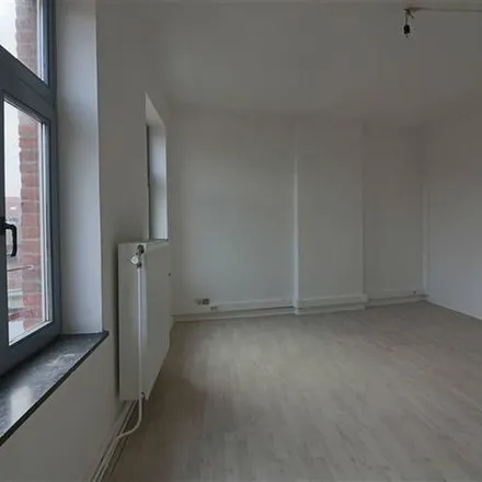 Image 5 - Rue de l'Église, 4300 Waremme, Belgium - Apartment for rent
