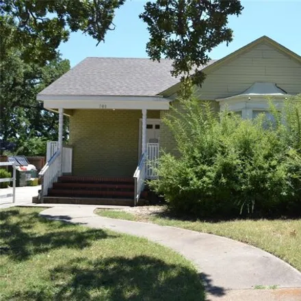 Image 2 - 679 West Sycamore Street, Denton, TX 76201, USA - House for rent