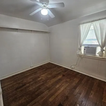 Rent this 2 bed apartment on 40 Washington Street in Lumbrook, Newark