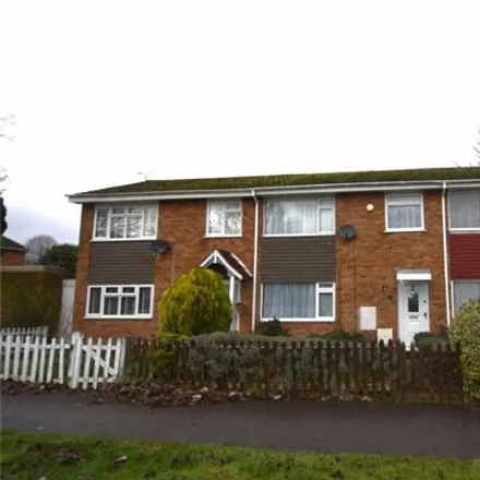 Buy this 3 bed townhouse on 14 Longmeadow in Houghton Regis, LU5 5RR