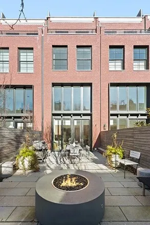 Image 4 - 92 Amity Street, New York, NY 11201, USA - Townhouse for sale