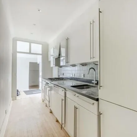 Rent this 2 bed apartment on 27 Rosary Gardens in London, SW7 4NR