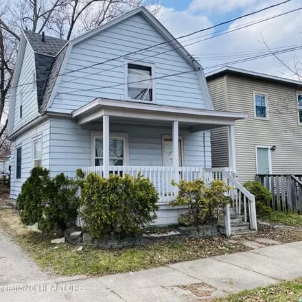 Buy this 3 bed house on 325 South 8th Street in Lansing, MI 48912