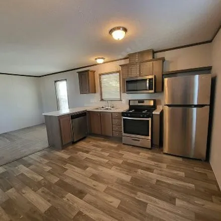 Image 2 - 2321 Catalpa Street, Liberty, MO 64068, USA - Apartment for rent