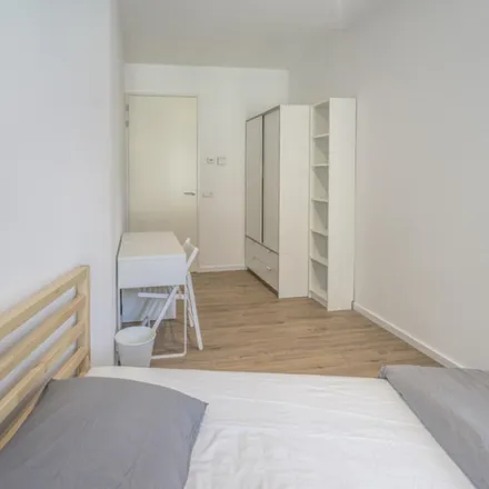 Rent this 3 bed room on Gerrit Rietveldsingel in 1112 ZB Diemen, Netherlands