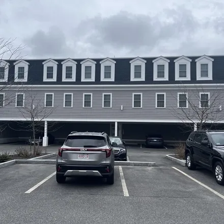 Image 1 - Campanale's Reataurant & Lounge, 88 Pearl Street, South Braintree, Braintree, MA 02184, USA - Apartment for rent