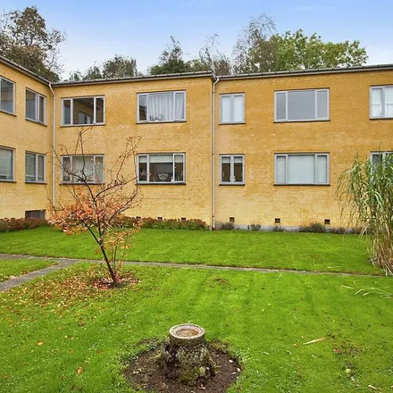 Rent this 1 bed apartment on Ordrupvej 134D in 2920 Charlottenlund, Denmark