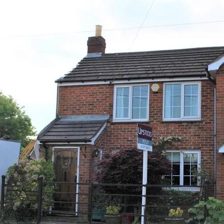 Rent this 2 bed house on Roman Road in Mountnessing, CM15 0UD