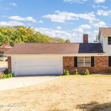 Image 1 - 9235 McClendon Circle North, Olive Branch, MS 38654, USA - House for sale