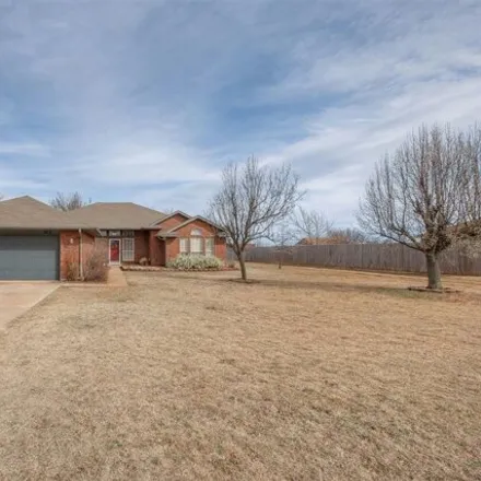 Buy this 3 bed house on 1822 Rolling Court in Piedmont, OK 73078