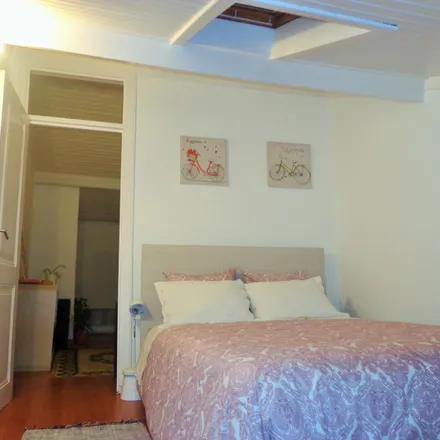 Rent this 1 bed apartment on Rua do Embaixador in 1300-217 Lisbon, Portugal