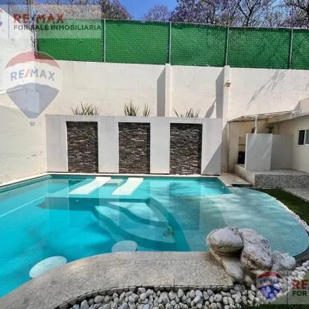 Buy this 3 bed house on Privada Jesús H. Preciado in Centro, 62000 Cuernavaca