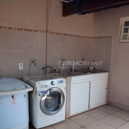 Buy this 3 bed house on Rua Castro Alves in Jardim Cristina de Freitas, Bady Bassitt - SP