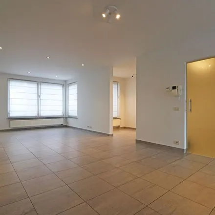 Image 6 - Tieltstraat, 8740 Pittem, Belgium - Apartment for rent