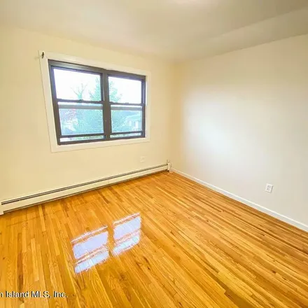 Rent this 2 bed apartment on 281 Livingston Avenue in New York, NY 10314