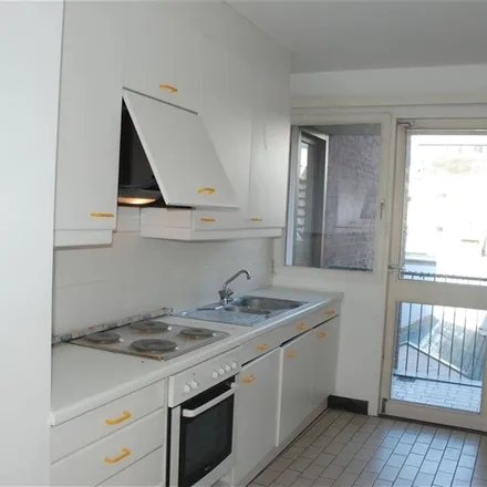 Image 8 - Snipes, Rue de Fer 14, 5000 Namur, Belgium - Apartment for rent