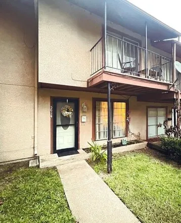 Buy this 2 bed condo on 4998 Captains Place in Garland, TX 75043