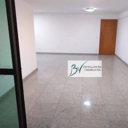 Rent this 4 bed apartment on Avenida Dezessete de Agosto 2722 in Monteiro, Recife - PE