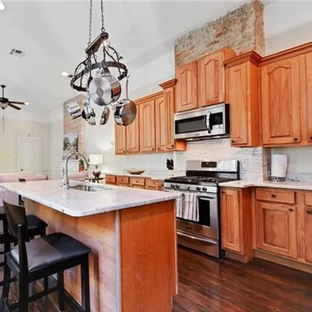 Image 4 - 929 Elysian Fields Avenue, Faubourg Marigny, New Orleans, LA 70117, USA - Condo for rent
