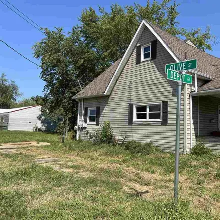 Image 3 - 224 East Depot Street, Sullivan, IN 47882, USA - House for sale