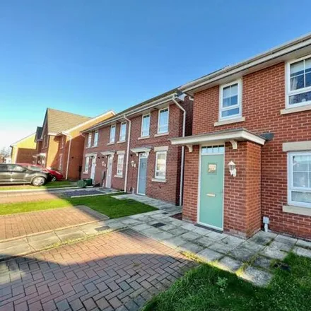 Rent this 2 bed duplex on Thorntree Road in Thornaby-on-Tees, TS17 8DQ