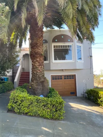 Rent this 5 bed house on 581 Orizaba Ave