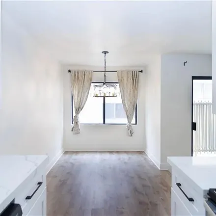 Rent this 2 bed apartment on 1119 Lincoln Court in Santa Monica, CA 90403