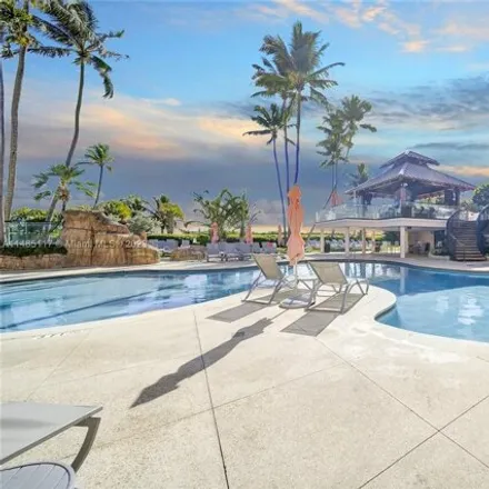 Image 1 - The Alexander All-Suite Oceanfront Resort, 5200 Block, Miami Beach, FL 33140, USA - Condo for sale