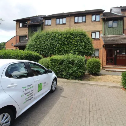 Rent this 1 bed apartment on 30 Rossington Close in Carterhatch, London