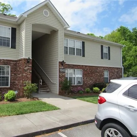 Buy this 2 bed condo on 1801 Crest Hollow Drive in Winston-Salem, NC 27127