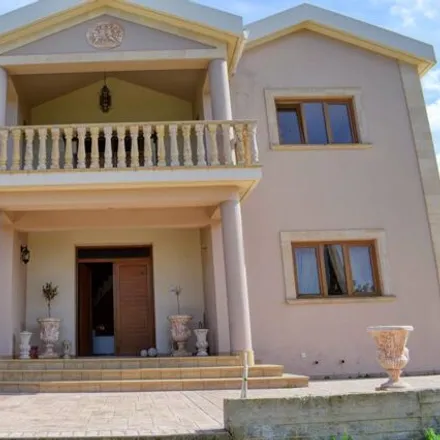 Buy this 5 bed house on Sotíra