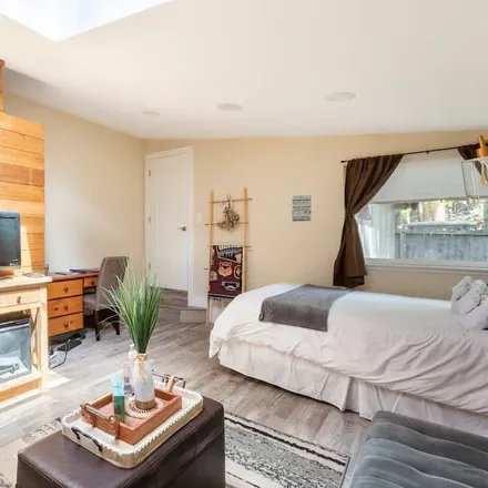 Rent this studio apartment on South Lake Tahoe