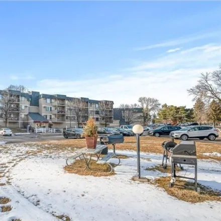 Image 3 - 4001 Heritage Hills Dr Apt 205, Bloomington, Minnesota, 55437 - Condo for sale