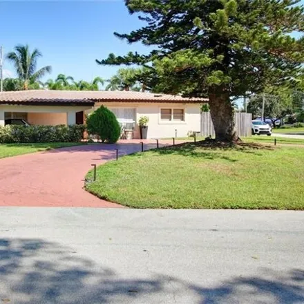 Image 5 - 1361 NE 47th St, Oakland Park, Florida, 33334 - House for sale