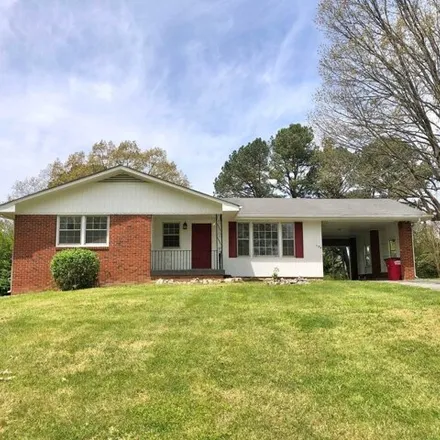 Rent this 3 bed house on 176 West Meadow Drive in Belmont, Clarksville
